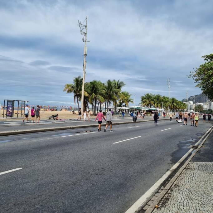 Apartamento Em Copacabana A 100 Metros Da Praia Rio de Janeiro Zewnętrze zdjęcie