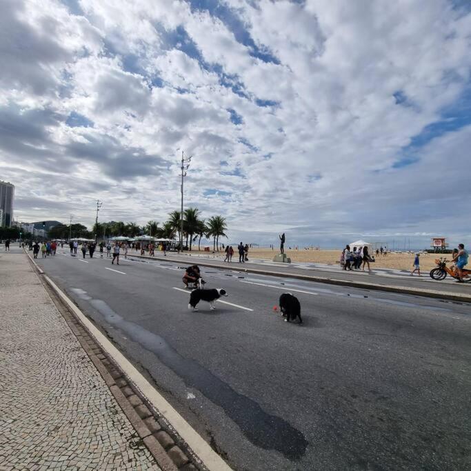 Apartamento Em Copacabana A 100 Metros Da Praia Rio de Janeiro Zewnętrze zdjęcie